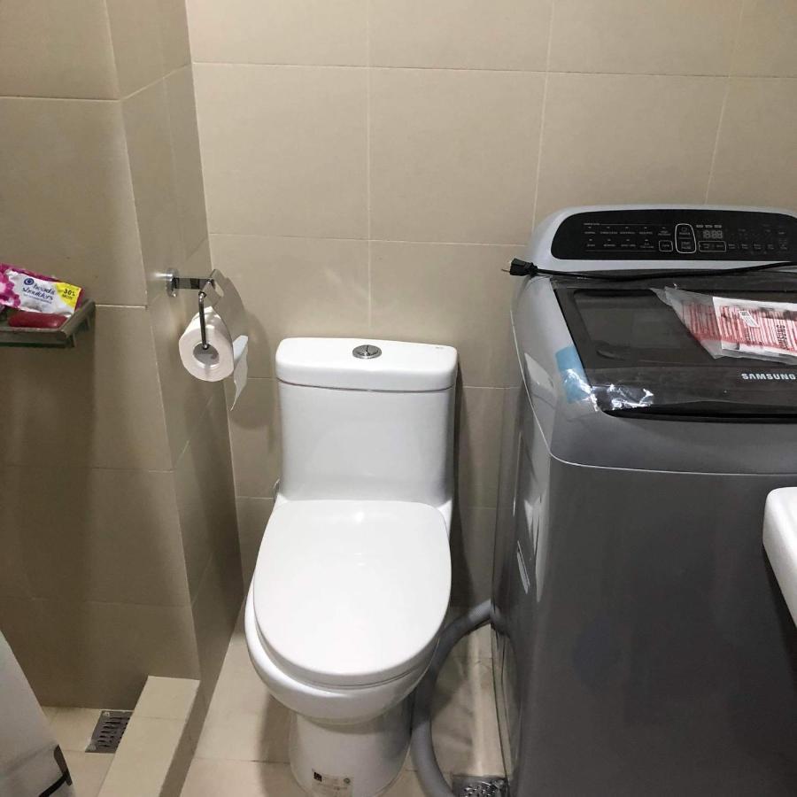 Condo Staycation Near Mall Of Asia Manilla Buitenkant foto
